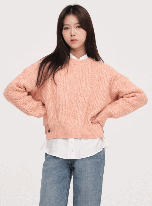 Twisted Cable Pattern Knit