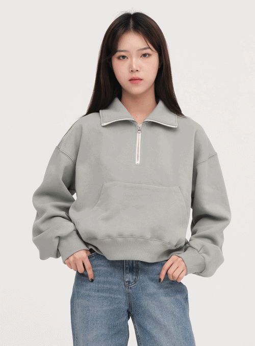 Casual Zip-Up Sweatshirt
