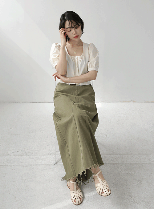 Cropped Square Neck Puff Blouse