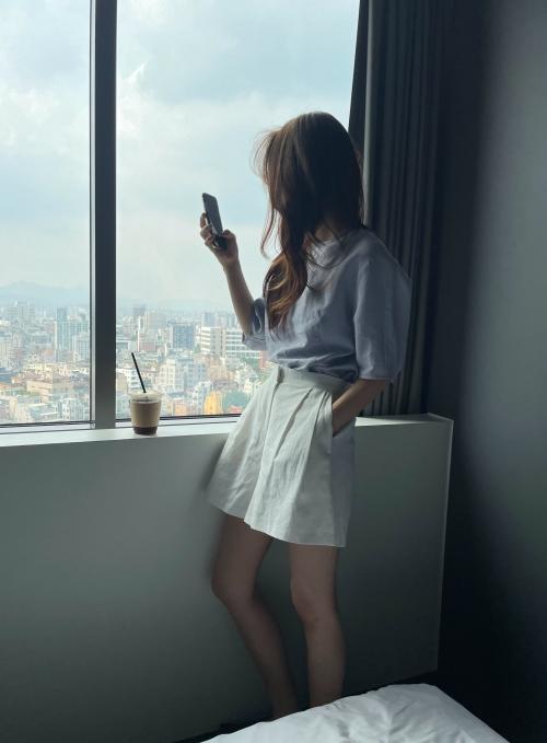 Essential Linen Blouse