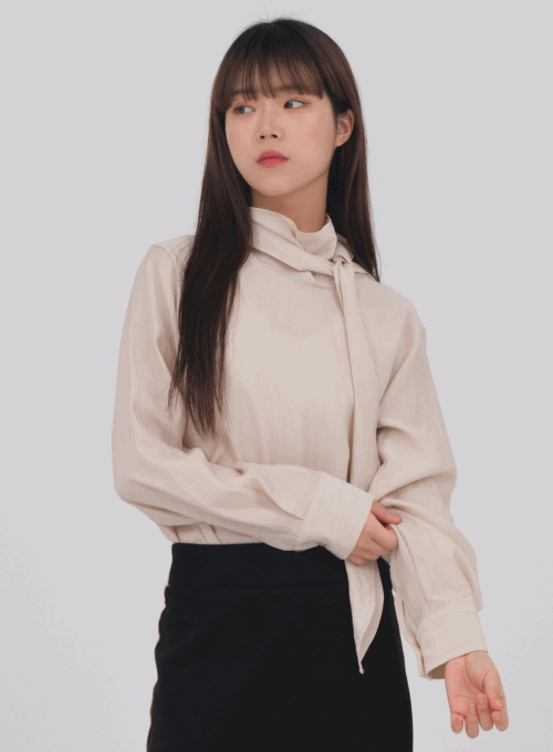 Pussy Bow Blouse