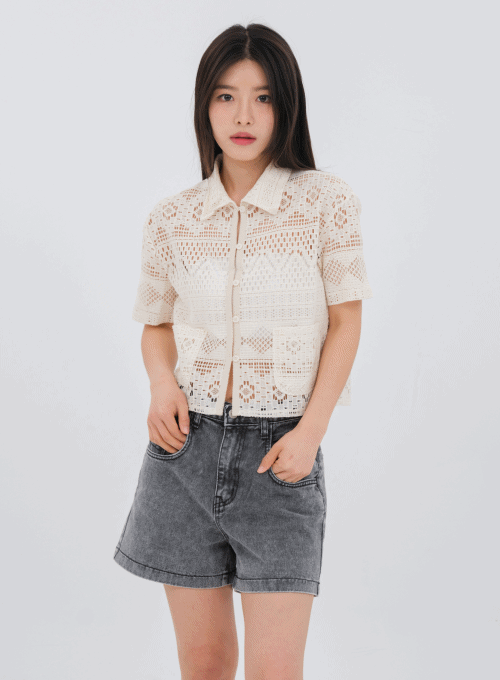 Punching Detail Short Sleeve Blouse OM17