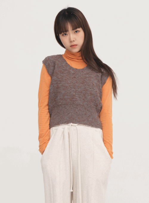 Brushed Crop Vest