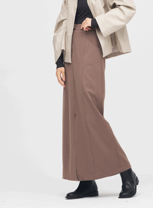 Front Slit Long Skirt