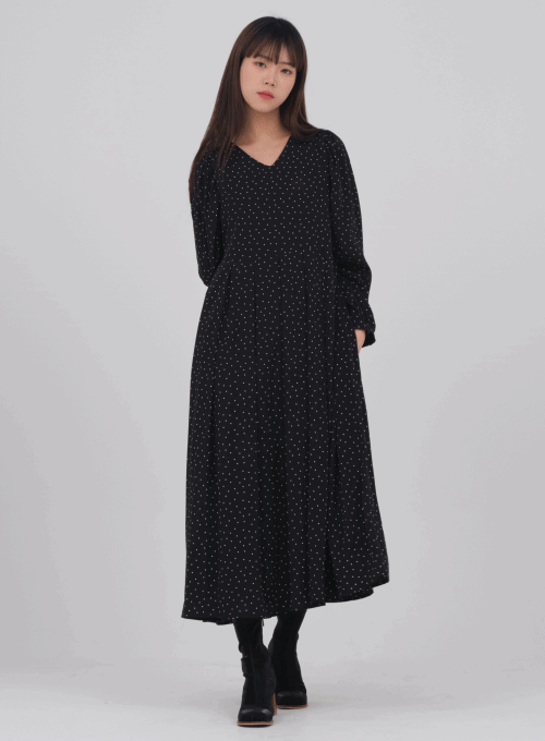 V Neck Maxi Dress with Dotted Pattern