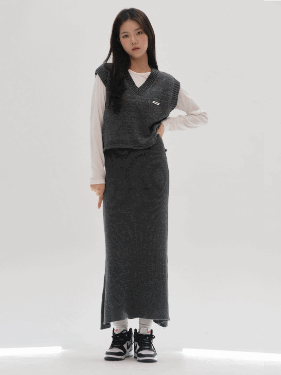 Knit Vest Skirt Setup