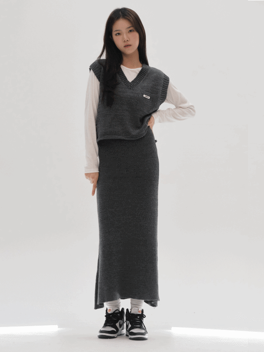 Knit Vest Skirt Setup