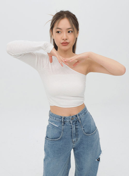 One Shoulder Cropped long Sleeve Top C1002