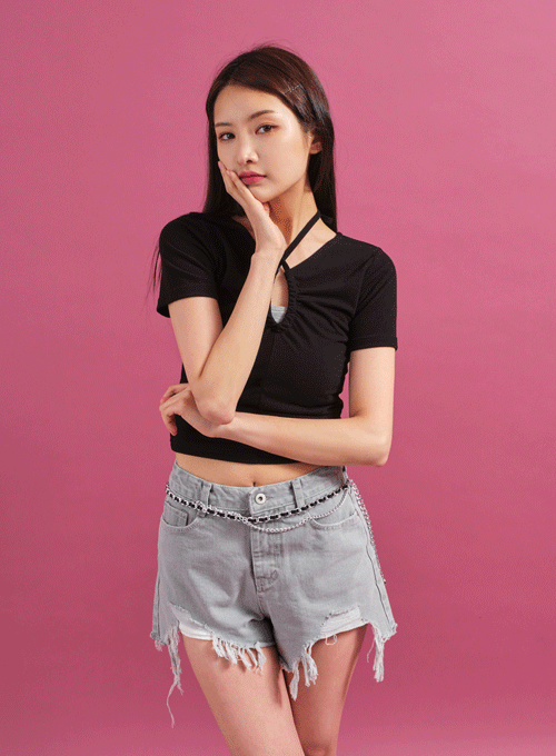 Round Front Slit Crop Top CY16