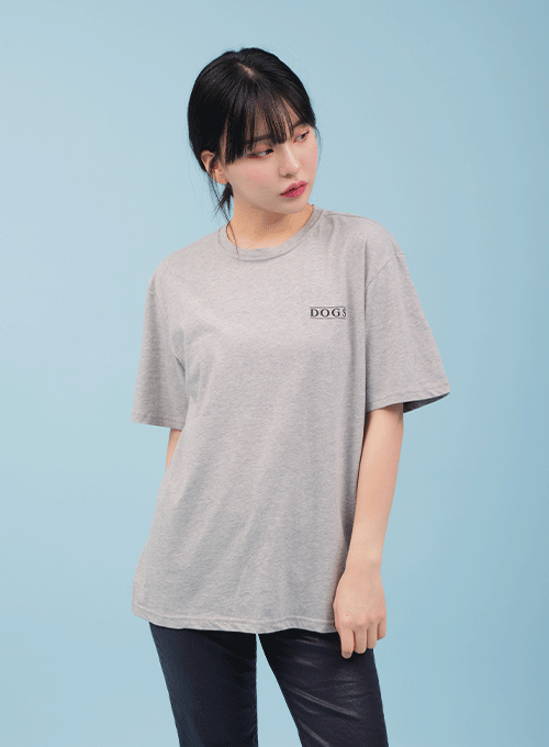 Short Sleeve T Shirt with Graphic Print on Back CM21