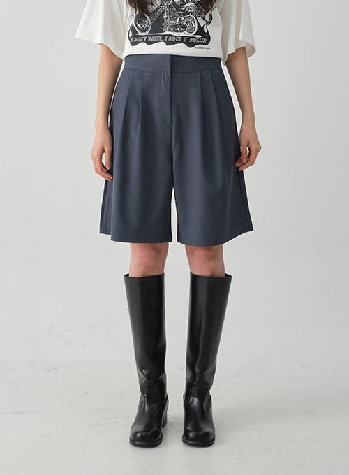 Pintuck Tailored Shorts CY24