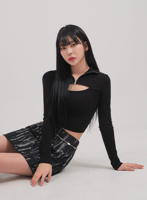 Front Cut Out Half Zip Up Top C0302