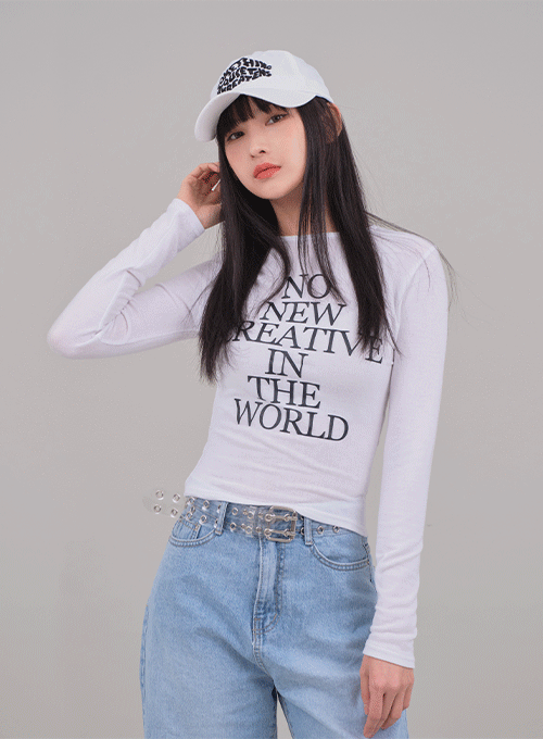 Crop Long Sleeve Top with Graphic Print C2701