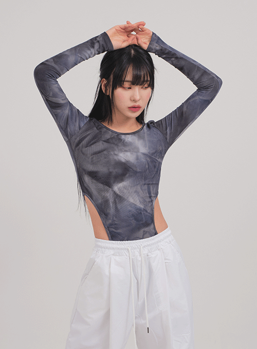 Tie Dye Side Cut Out Long Sleeve T Shirt C0302