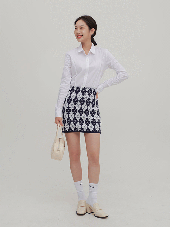 Essential Long Sleeve Shirt