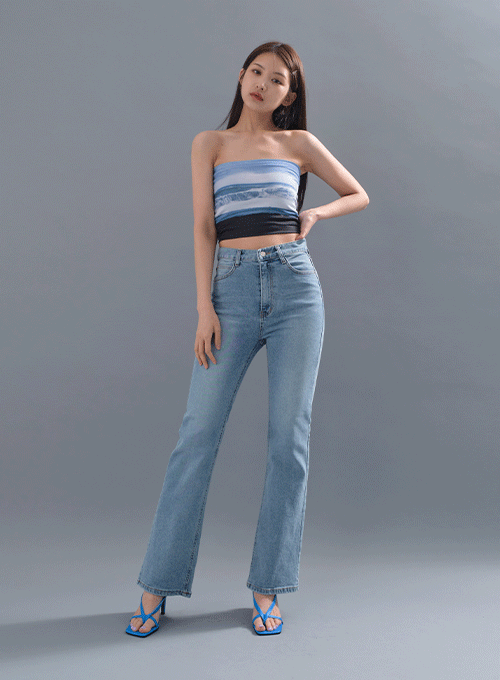 HIghrise Semi Boot-Cut Denim Pants CM10