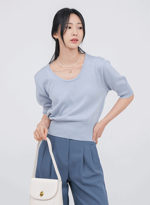 Scoop Neck Knit U1502