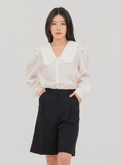 Blouse with Round Collar OM3