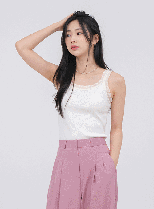 Sleeveless Top with Lace Trim U1502