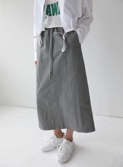 String H-Line Skirt