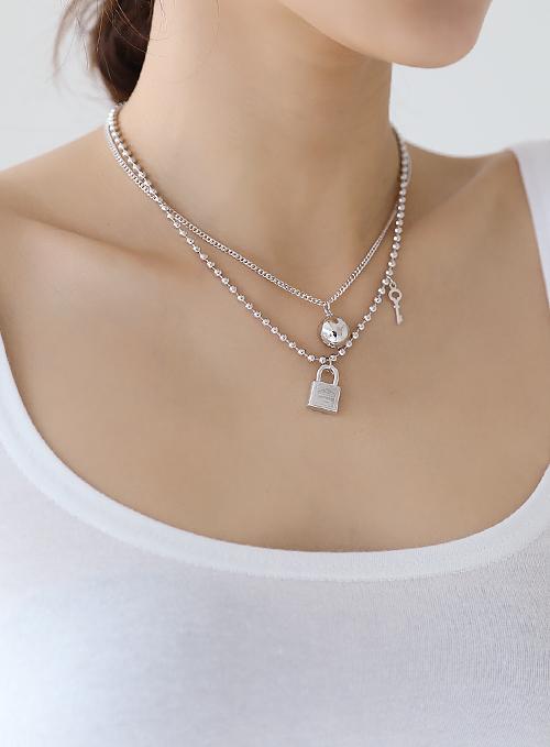 Pendant Necklace 