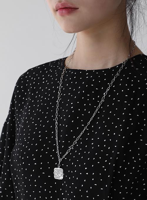 Square Pendant Chain Necklace