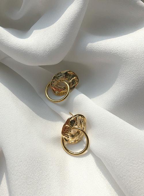 Figure Shape Gold Earrings