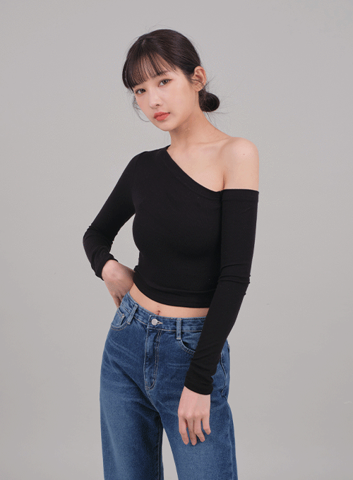 One Shoulder Crop Top C2701