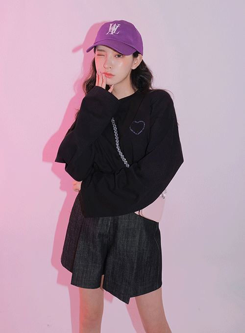 Long Sleeve T Shirt with Heart Print BM7