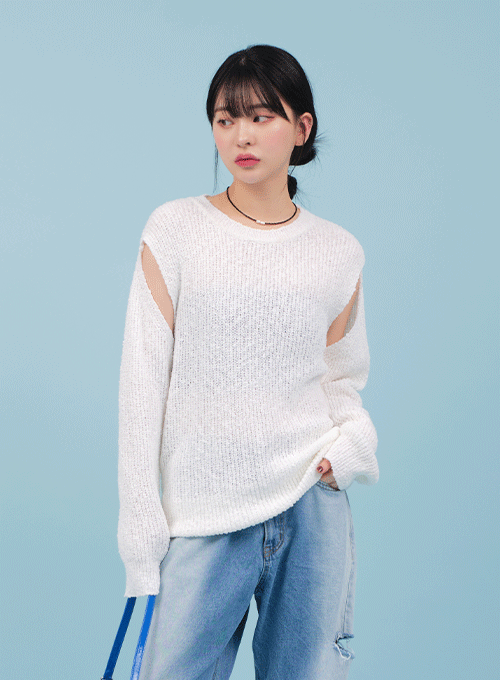Cut Out Sleeves Relaxed Fit Knit Top CM17