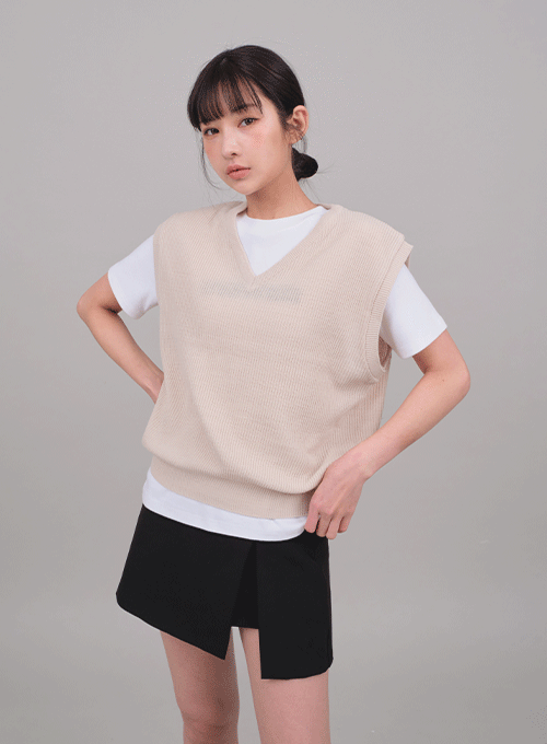 V Neck Knit Vest C2701