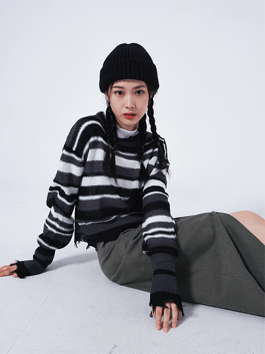 Stripped Cropped Knit Sweater
