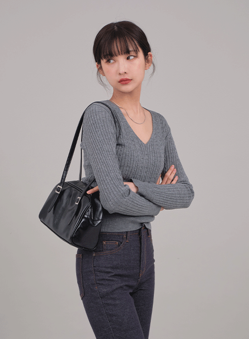 V Neck Cable Knit Top