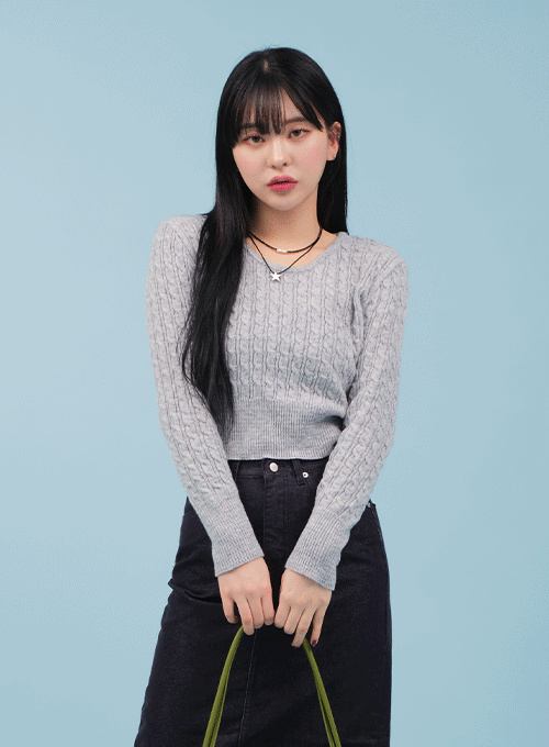 Scoop Neck Cable Knit Top CM15